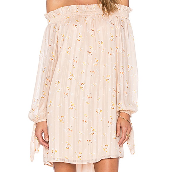 Wayf Dresses & Skirts - Wayf Revolve Off Shoulder Dress in Pink Bouquet
